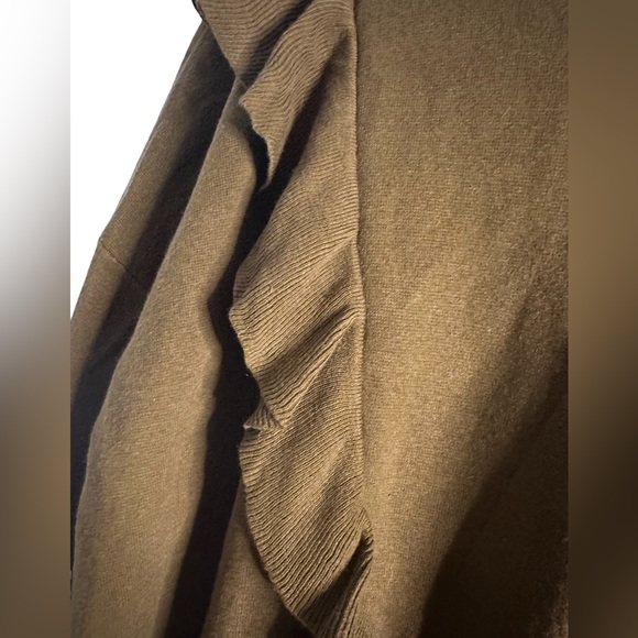 Stockholm Atelier olive ruffled sweater size Large - Picture 3 of 4